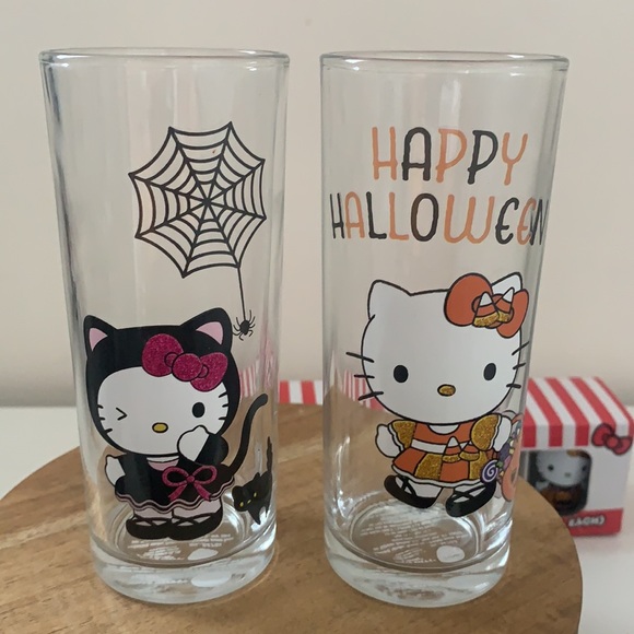 Hello Kitty Halloween Set of Glassware Sets. - Picture 7 of 7